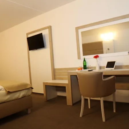 Hotel Confour