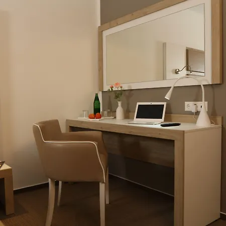 Confour Hotel