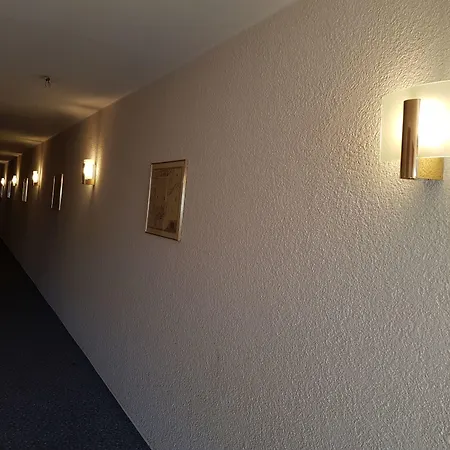 Confour 3* Burgdorf (Hannover)