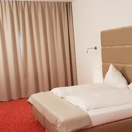 Confour Hotel Burgdorf (Hannover)